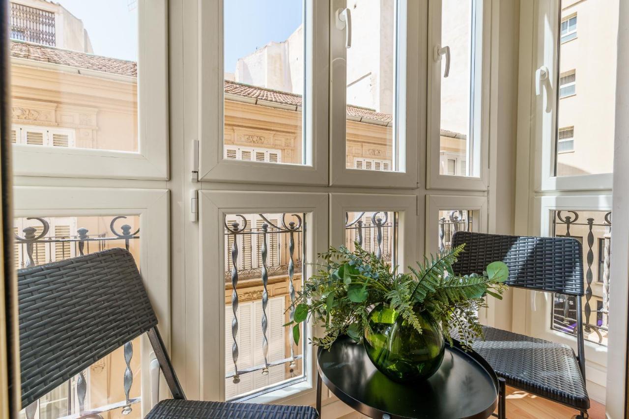 Bright Two-Bedroom Apartment In The Historic Center 말라가 외부 사진
