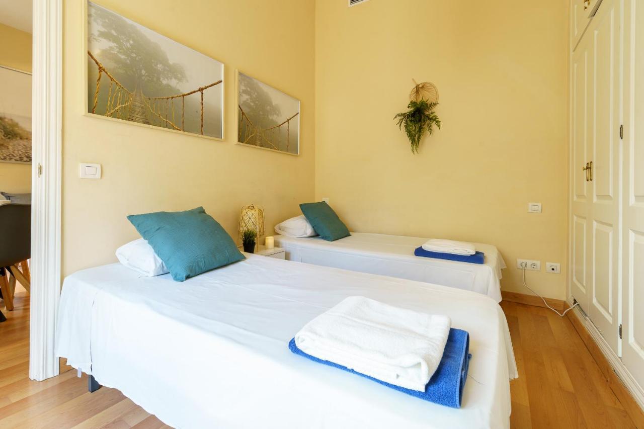 Bright Two-Bedroom Apartment In The Historic Center 말라가 외부 사진