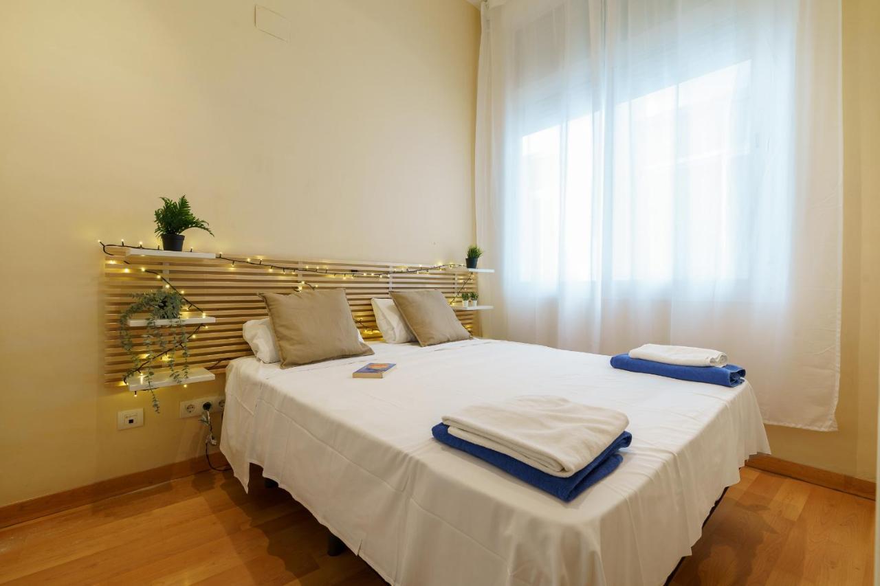 Bright Two-Bedroom Apartment In The Historic Center 말라가 외부 사진