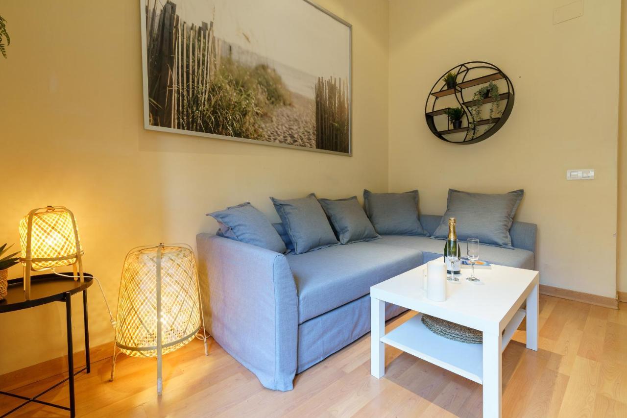 Bright Two-Bedroom Apartment In The Historic Center 말라가 외부 사진