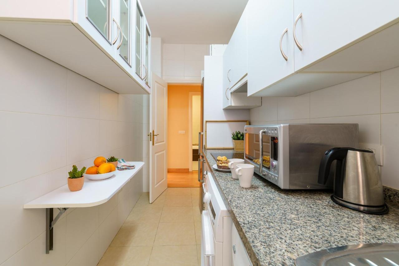 Bright Two-Bedroom Apartment In The Historic Center 말라가 외부 사진